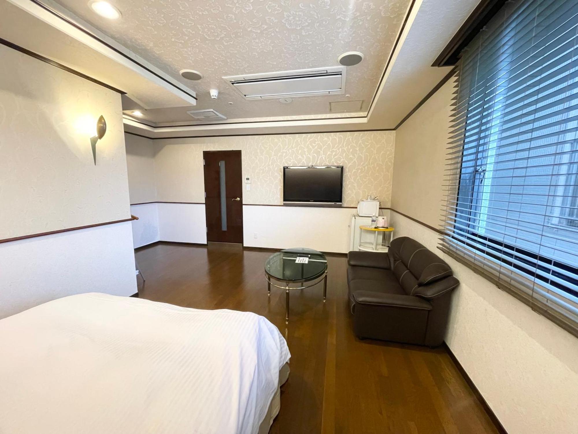 Hotel Ritz Koshien Nishinomiya Esterno foto